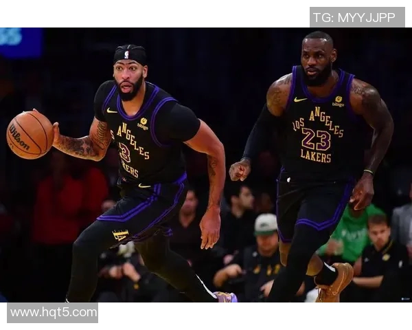 湖人对阵雷霆的精彩对决分析与赛后点评